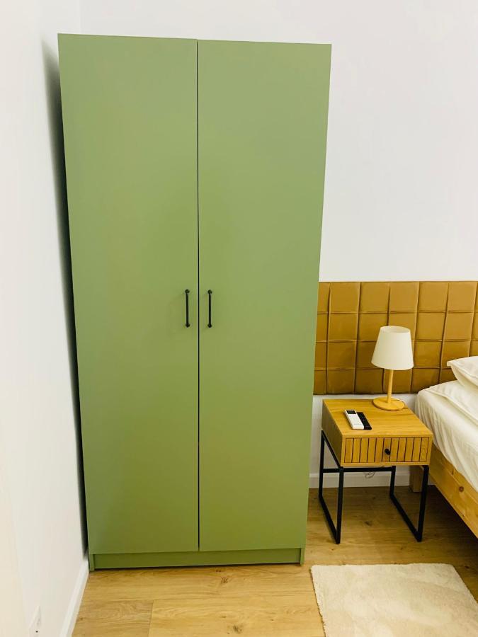 Margaret Boulevard Apartment - With Balcony 布达佩斯 外观 照片