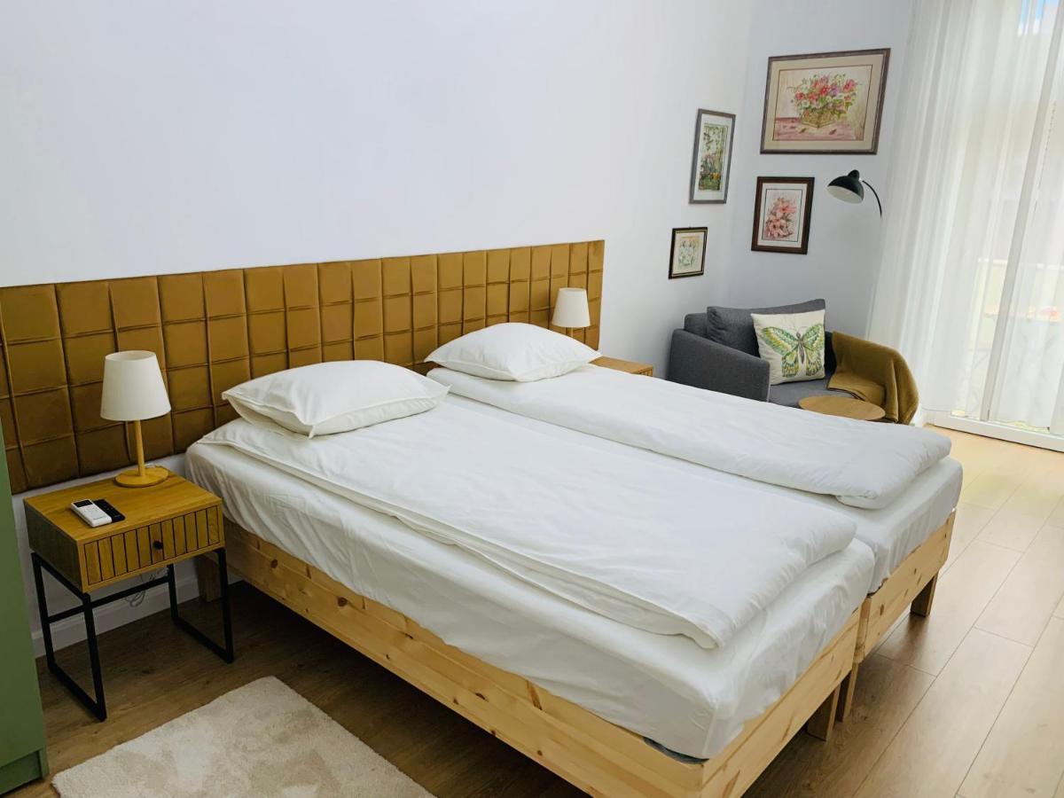 Margaret Boulevard Apartment - With Balcony 布达佩斯 外观 照片